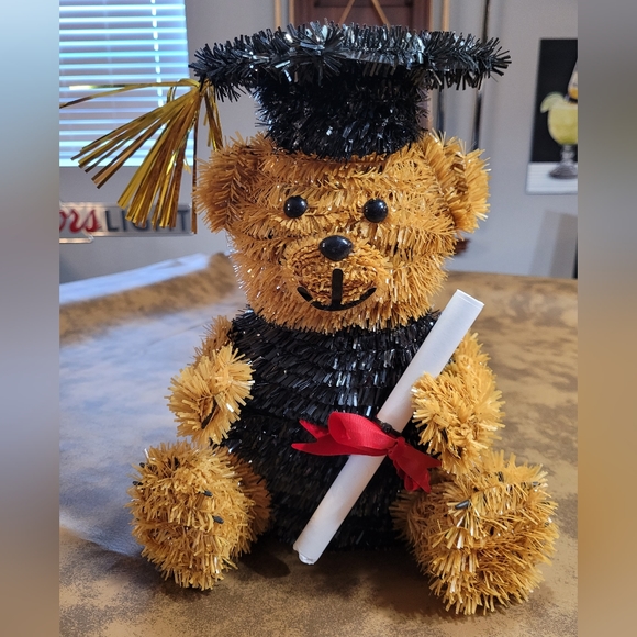 Graduation Decorations - Picture 2 of 7